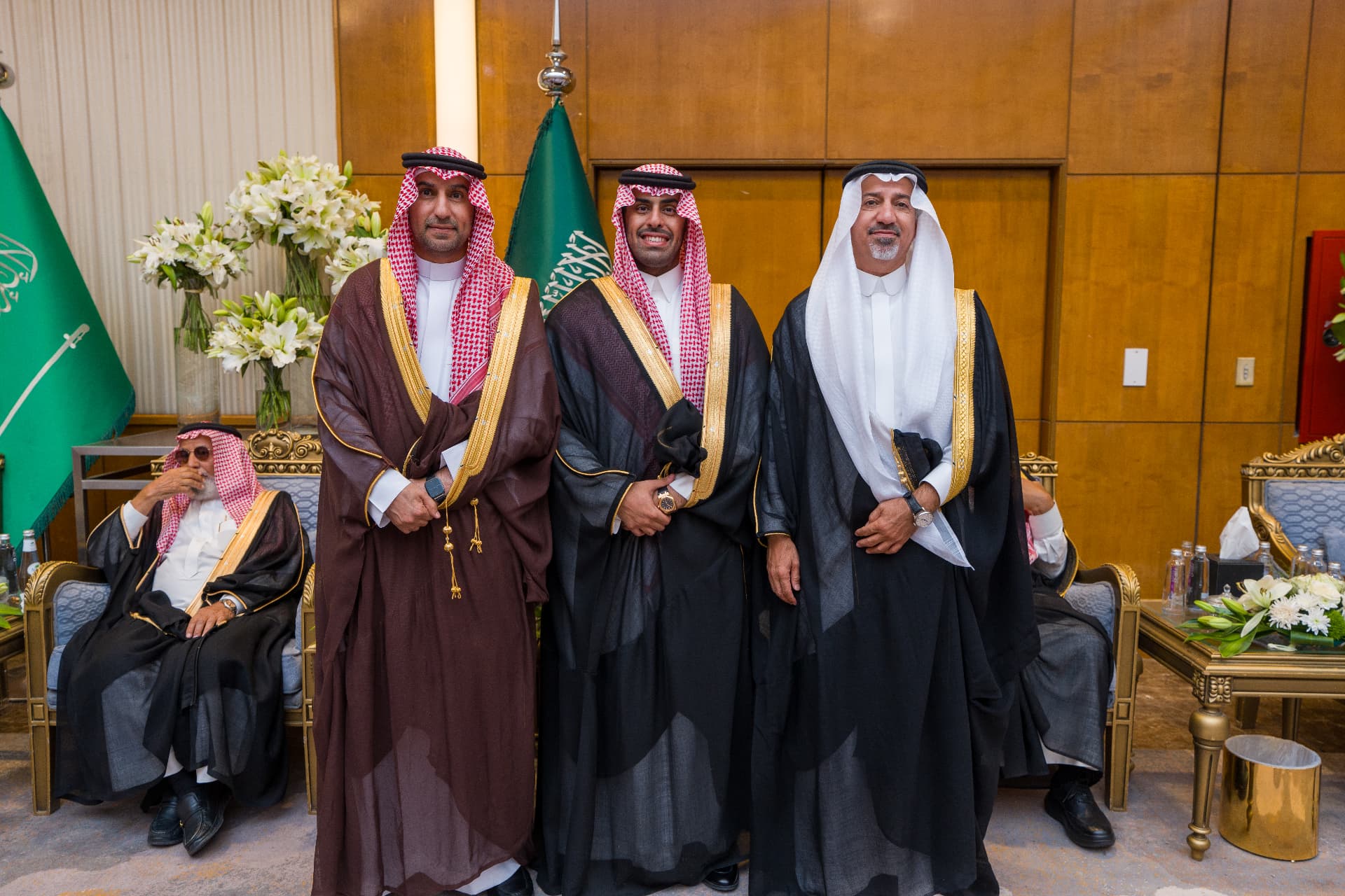 صورة جماعية لكبار الضيوف